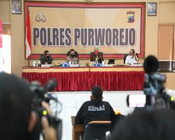 Gelar Konferensi Pers Kapolda dan Gube