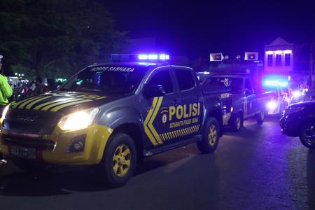 T N I POLRI DAN SATPOL P P LAKUKAN PAT