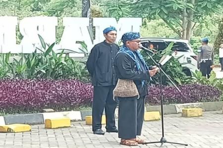 EDI NURHEDI CAMAT MAJA, PIMPIN UPA