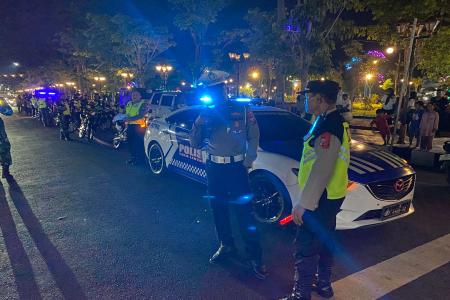 PERAYAAN TAHUN BARU DI JAWA TIMUR 