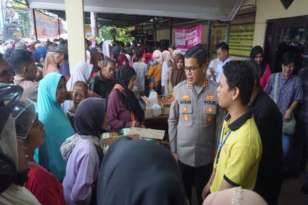 Takjil Serba Seribu Polres Purbalingga