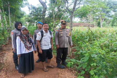 Kapolsek Talango Sumenep Bersama Korlu
