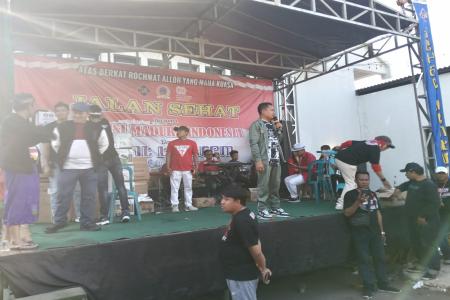 Ribuan warga Meriahkan Jalan Sehat Ali