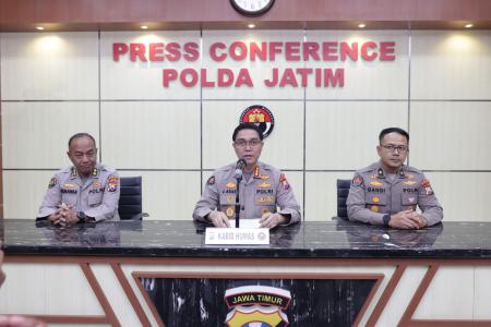 Puluhan Personel Polri Terluka Saat Am