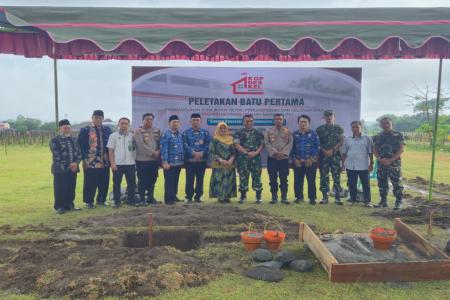 Dandim 0808Blitar Hadiri Peletakan Bat