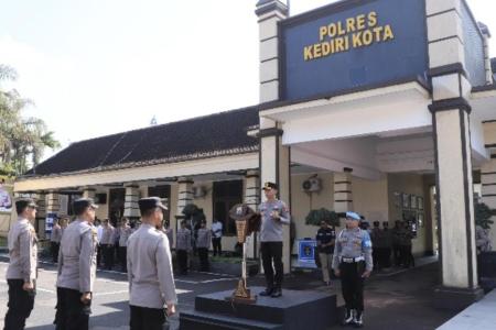 KAPOLRES KEDIRI KOTA KUKUHKAN PAMA