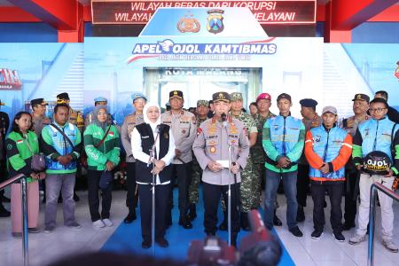 KAPOLRI TEKANKAN JAGA PERSATUAN-KE