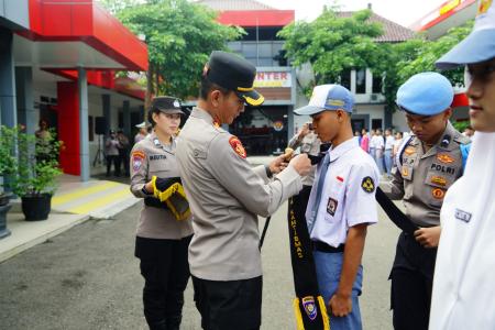 KAPOLRES PONOROGO KUKUHKAN PELAJAR